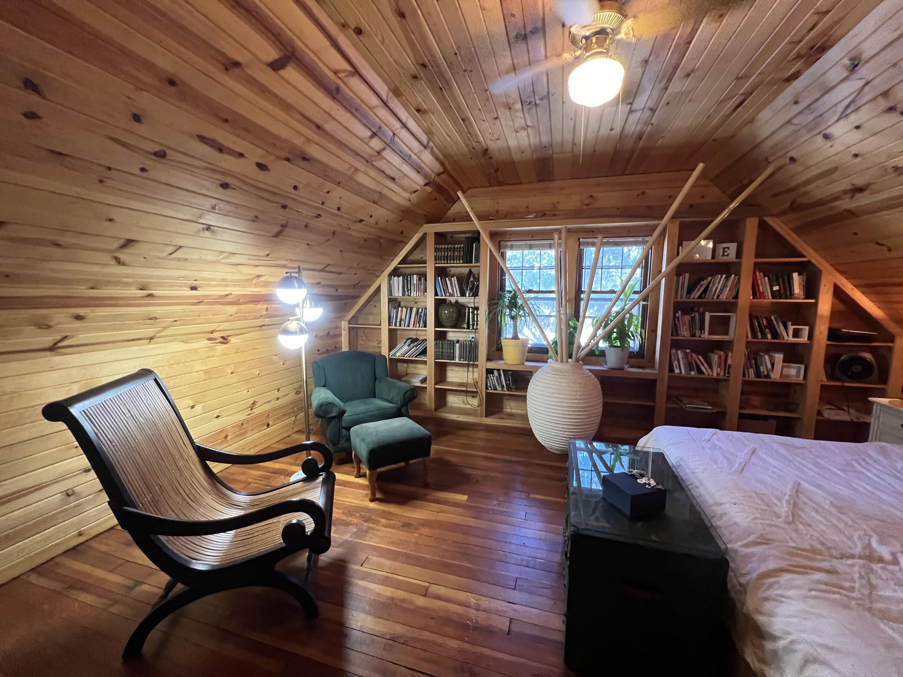 5947 North 35th Street Milwaukee, WI 53209 - Photo 16 of 41 IMG_1145