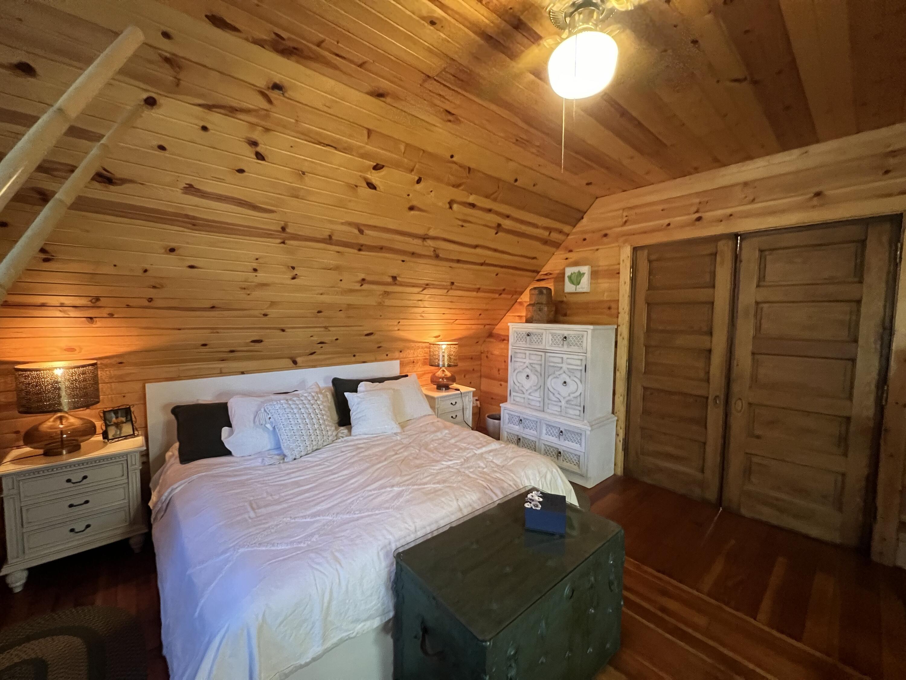 5947 North 35th Street Milwaukee, WI 53209 - Photo 19 of 41 IMG_1150