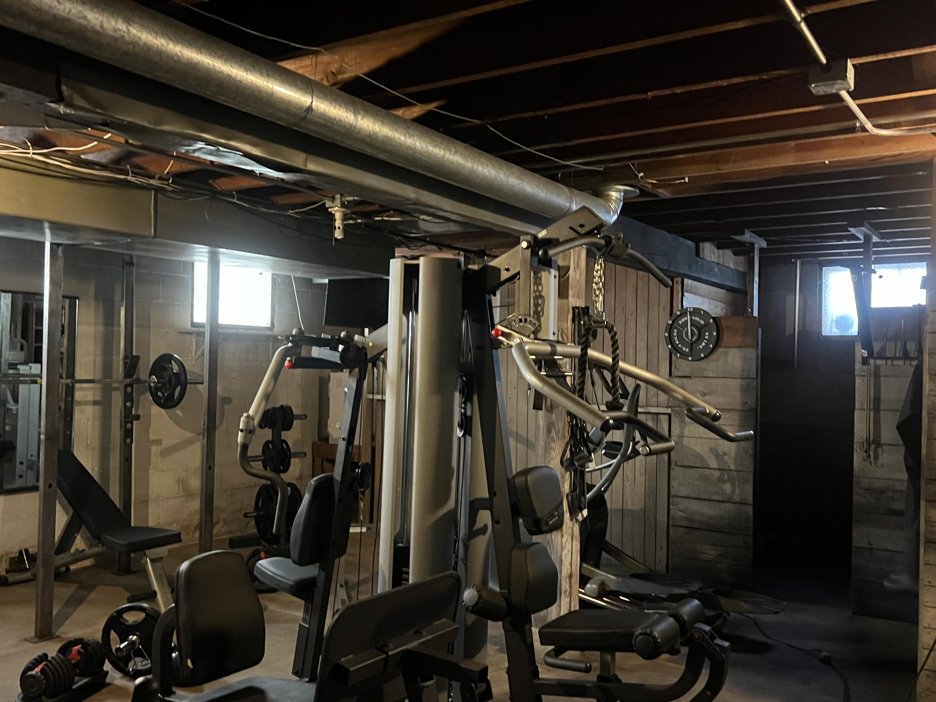 5947 North 35th Street Milwaukee, WI 53209 - Photo 33 of 41 IMG_1179