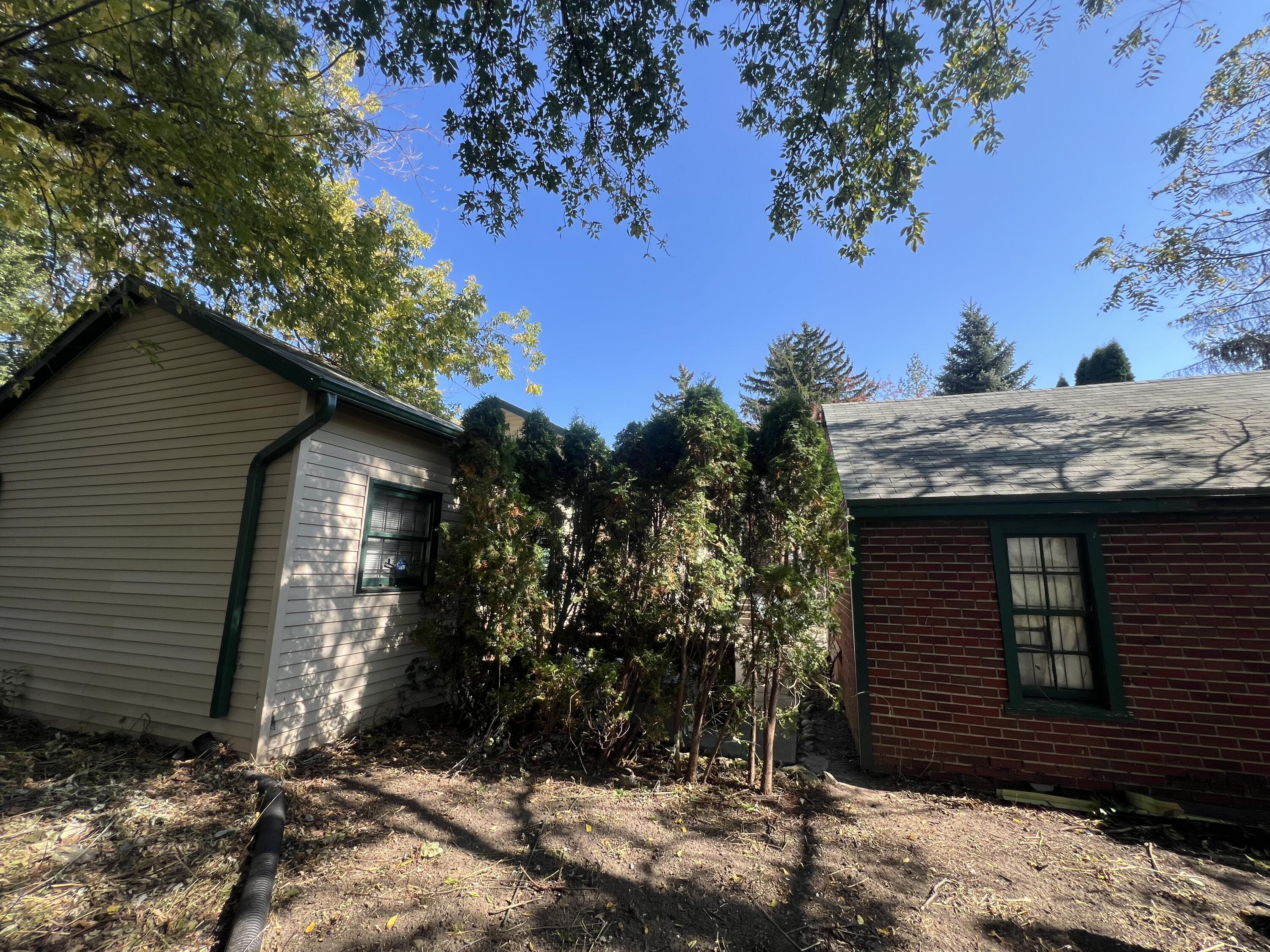 5947 North 35th Street Milwaukee, WI 53209 - Photo 36 of 41 IMG_1087