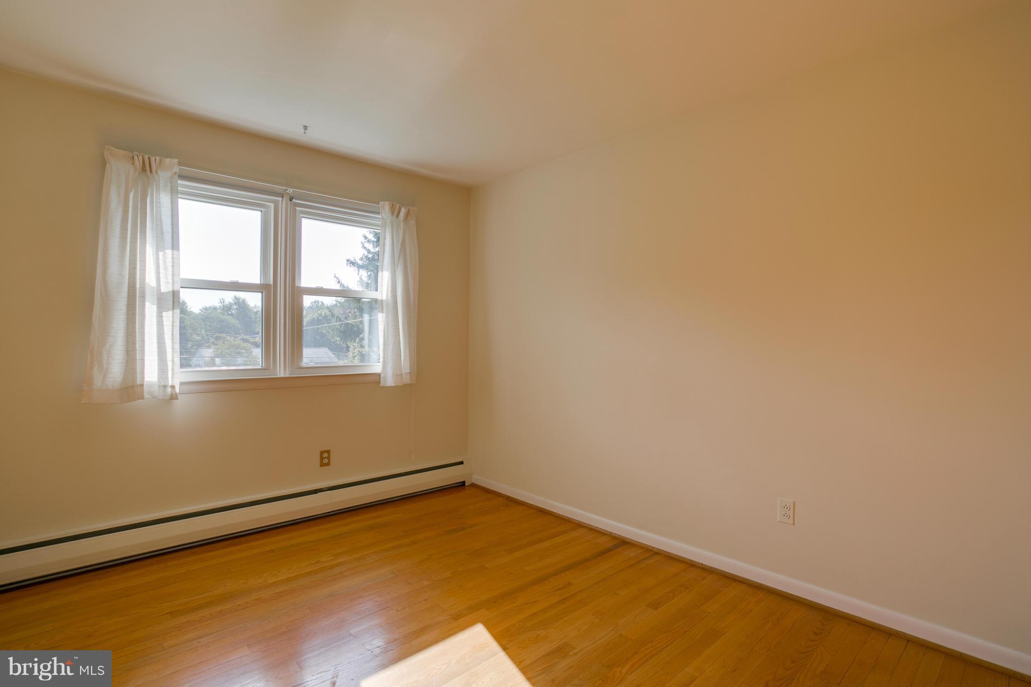 2813 Pinewick Road Ellicott City, MD 21042 - Photo 16 of 26 Bedroom