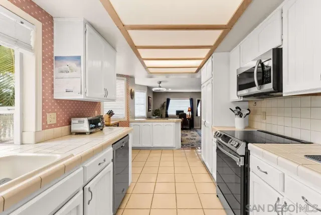 $2,795,000 | 7303 Eads Avenue, La Jolla, CA 92037