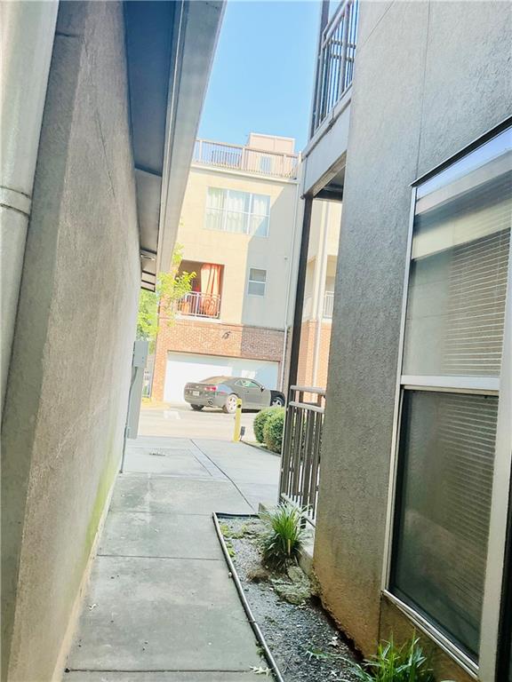 238 Walker Street Southwest, Unit 22 Atlanta, GA 30313 - Photo 26 of 39