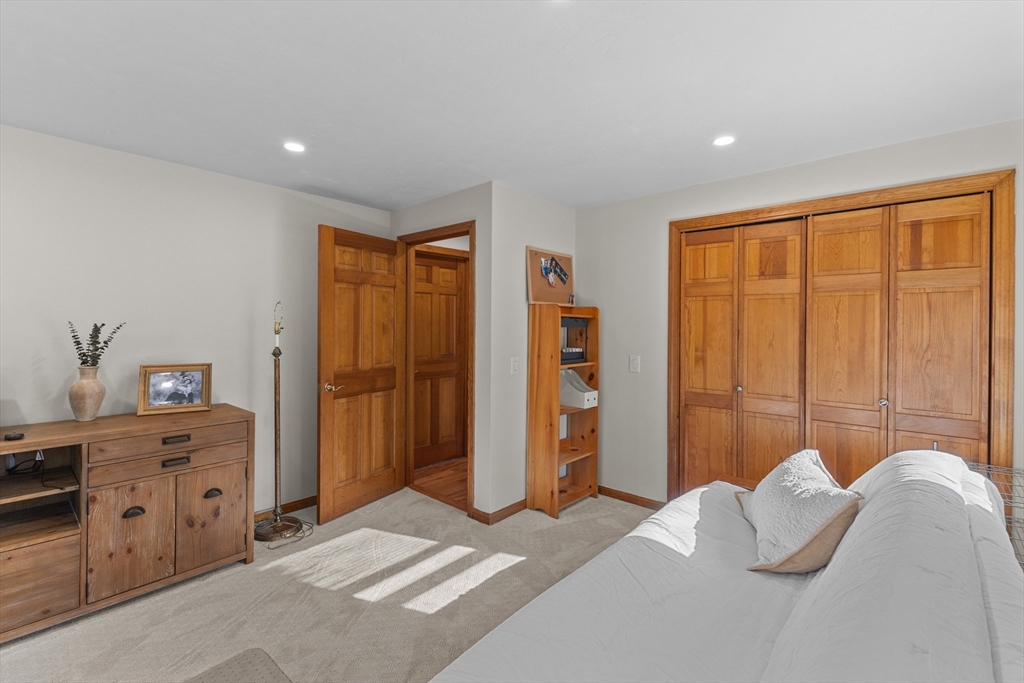 187 Center Depot Road Charlton, MA 01507 - Photo 24 of 41