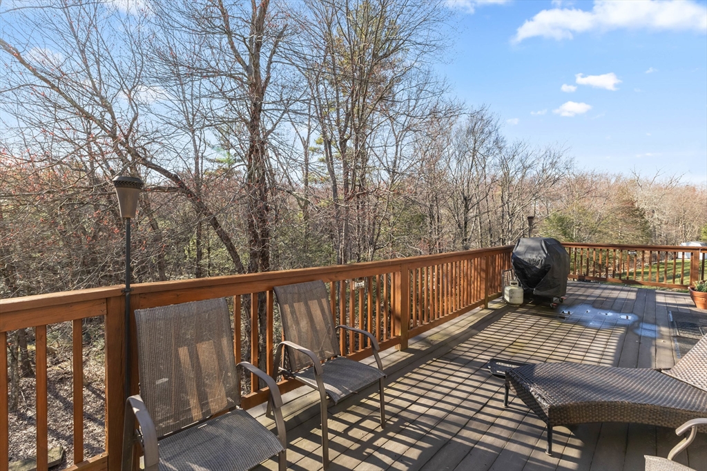 187 Center Depot Road Charlton, MA 01507 - Photo 35 of 41