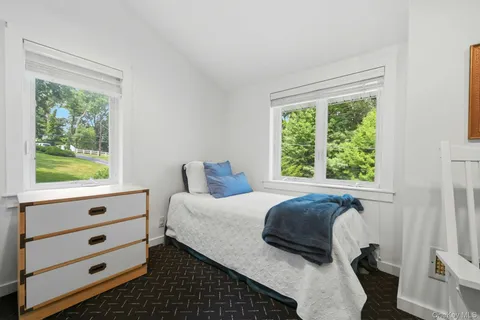 $1,899,000 | 39 Upper Drive, Huntington Bay, NY 11743