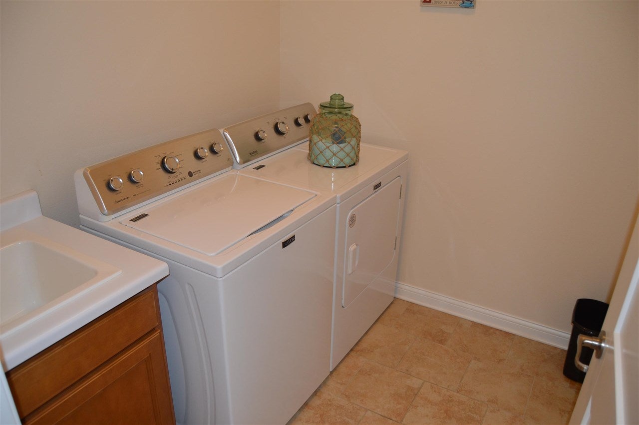 16110 Springbrook Trail Urbandale, IA 50323 - Photo 23 of 37 Gallery Image 23