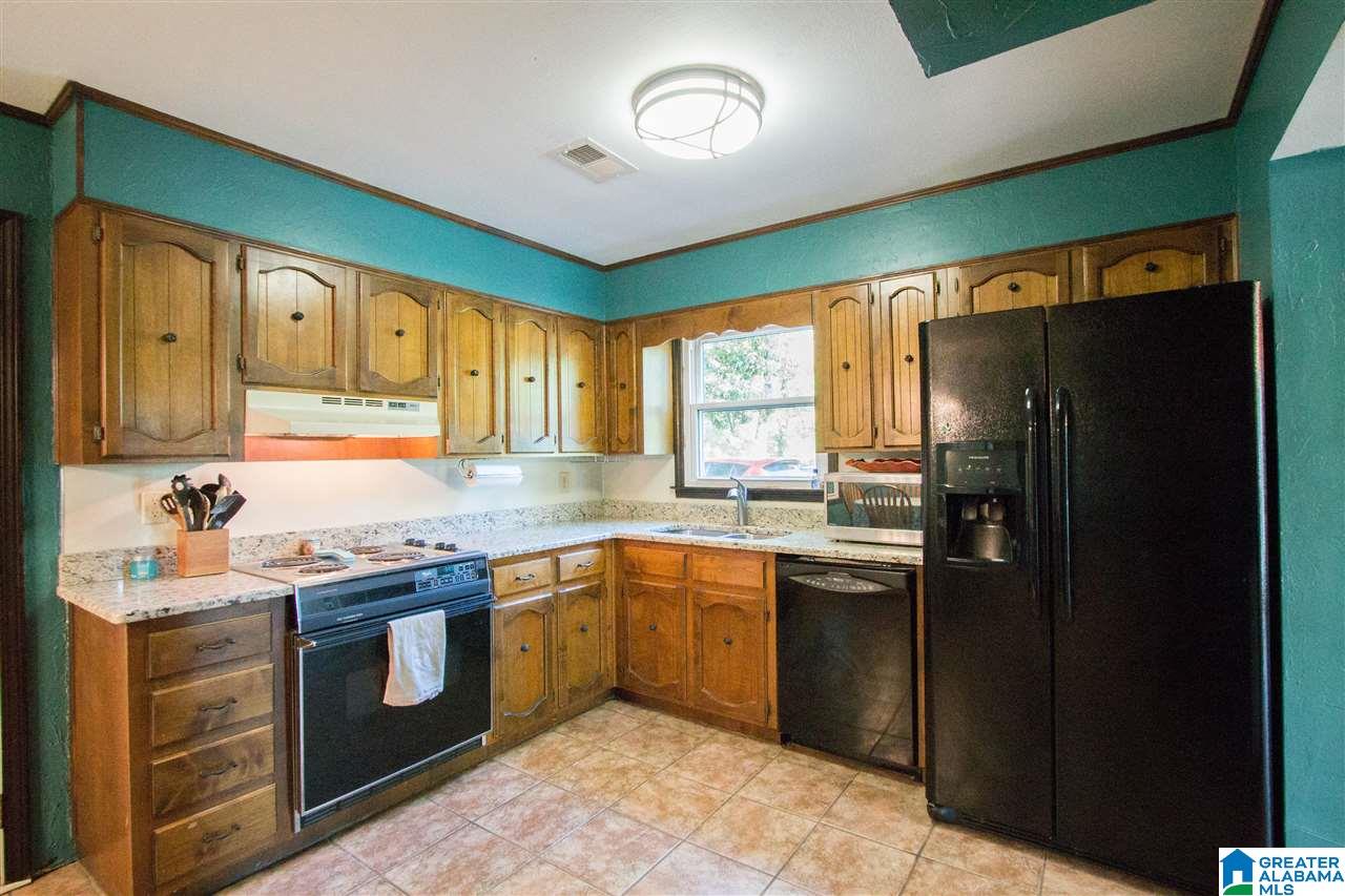 305 Tradewinds Circle Alabaster, AL 35007 - Photo 17 of 42