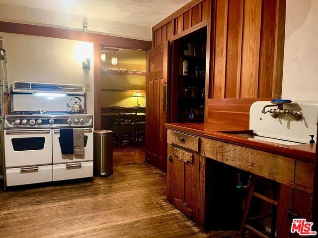 $1,750,000 | 2175 Cambridge Street, Los Angeles, CA 90006