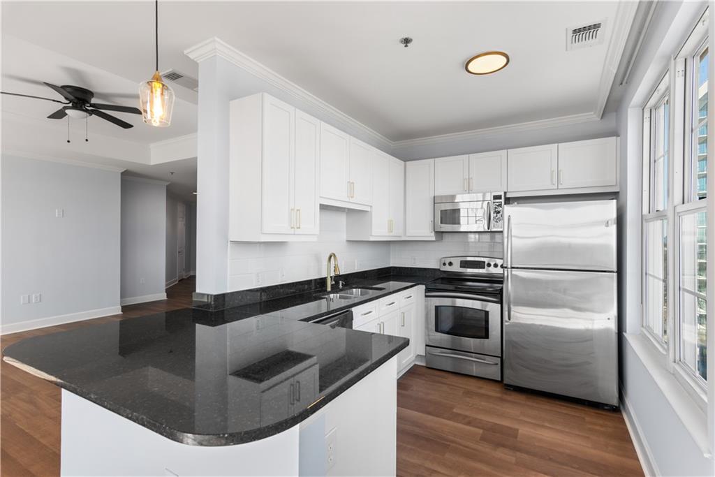 325 East Paces Ferry Road Northeast, Unit 1605 Atlanta, GA 30305 - Photo 11 of 52