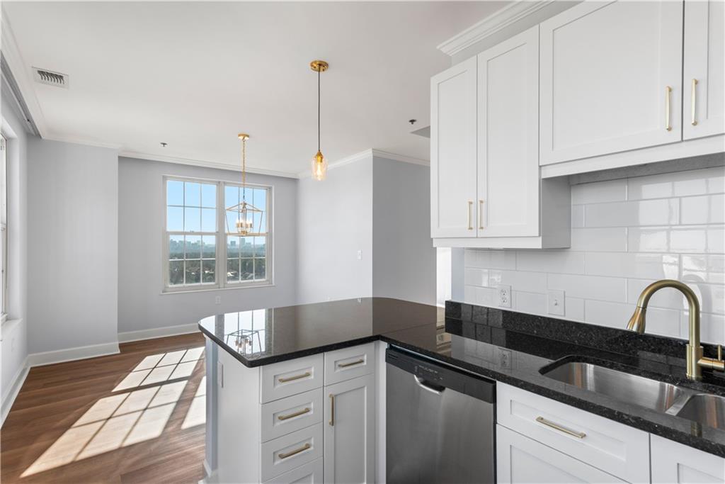 325 East Paces Ferry Road Northeast, Unit 1605 Atlanta, GA 30305 - Photo 13 of 52