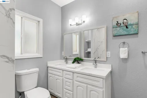 $488,000 | 1538 17th Avenue, Oakland, CA 94606