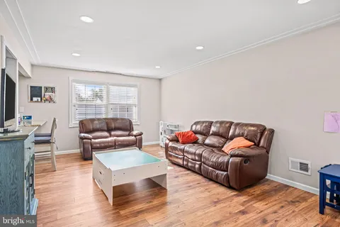 $570,000 | 3 Luray Lane, Marlton, NJ 08053