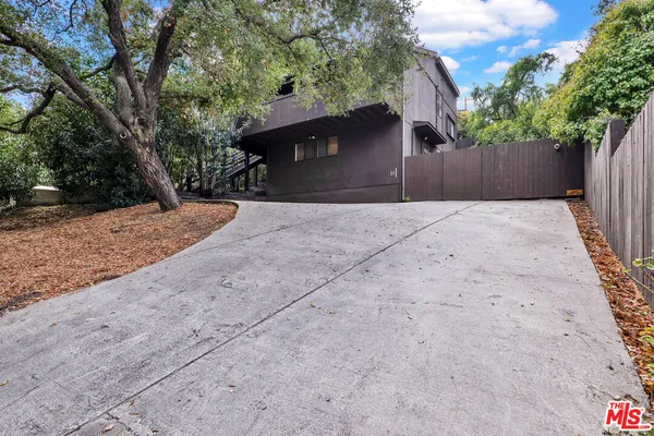 $4,600 | 2039 Tuna Canyon Road, Unit A, Topanga, CA 90290