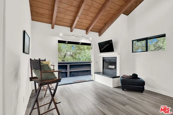 $4,600 | 2039 Tuna Canyon Road, Unit A, Topanga, CA 90290