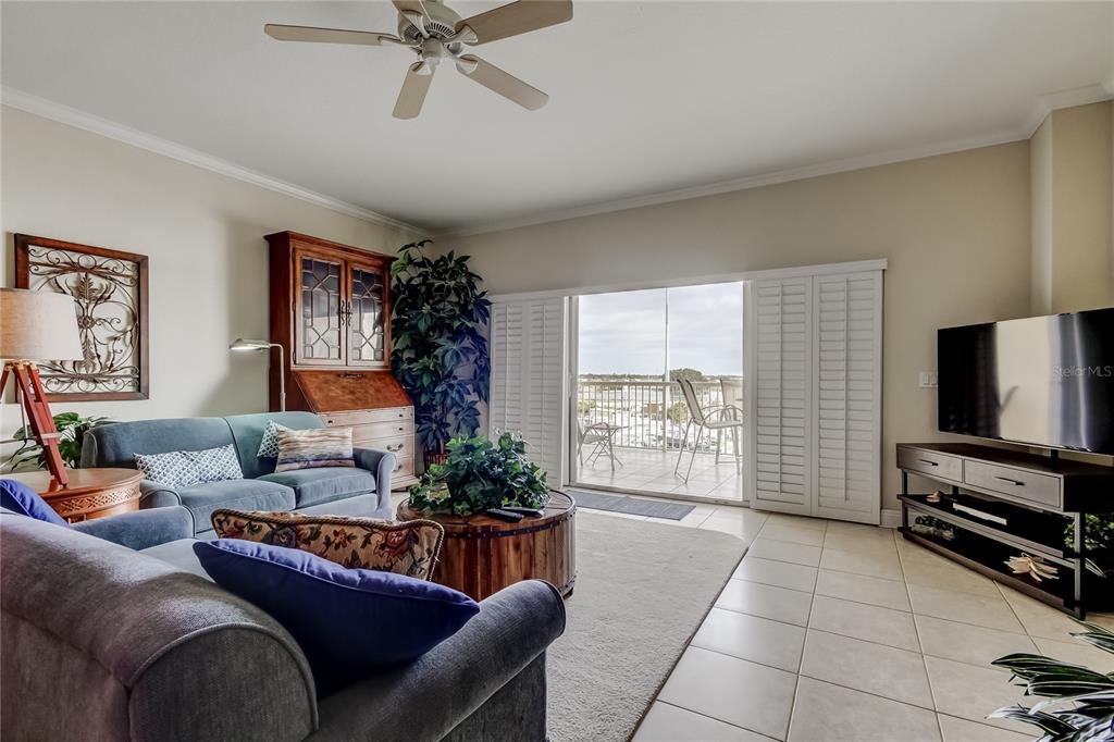 425 150th Avenue, Unit 2504 Madeira Beach, FL 33708 - Photo 14 of 41