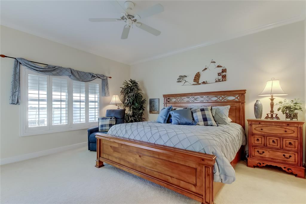 425 150th Avenue, Unit 2504 Madeira Beach, FL 33708 - Photo 18 of 41