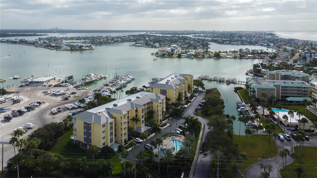 425 150th Avenue, Unit 2504 Madeira Beach, FL 33708 - Photo 38 of 41