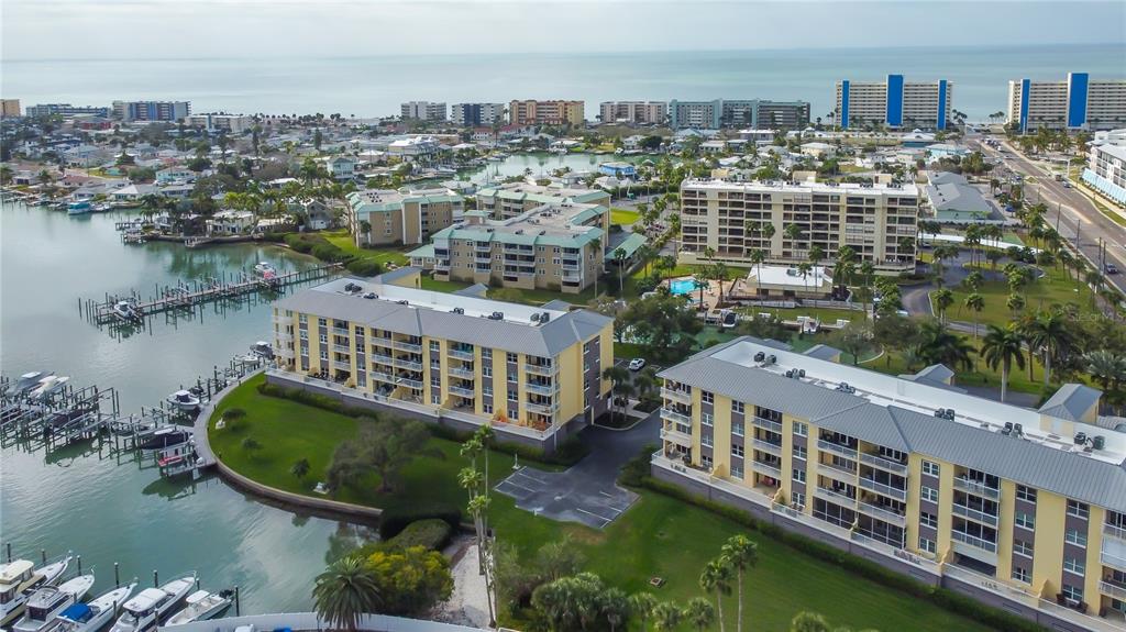 425 150th Avenue, Unit 2504 Madeira Beach, FL 33708 - Photo 39 of 41