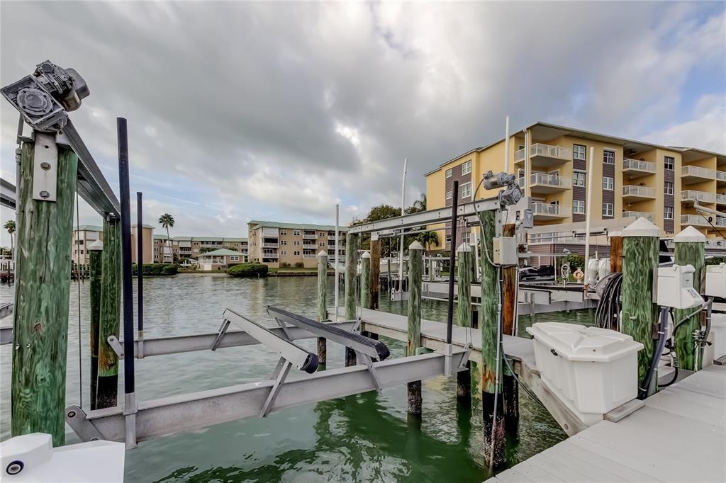 425 150th Avenue, Unit 2504 Madeira Beach, FL 33708 - Photo 6 of 41