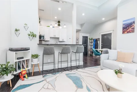 $975,000 | 21 Worcester Square, Unit 2, Boston, MA 02118