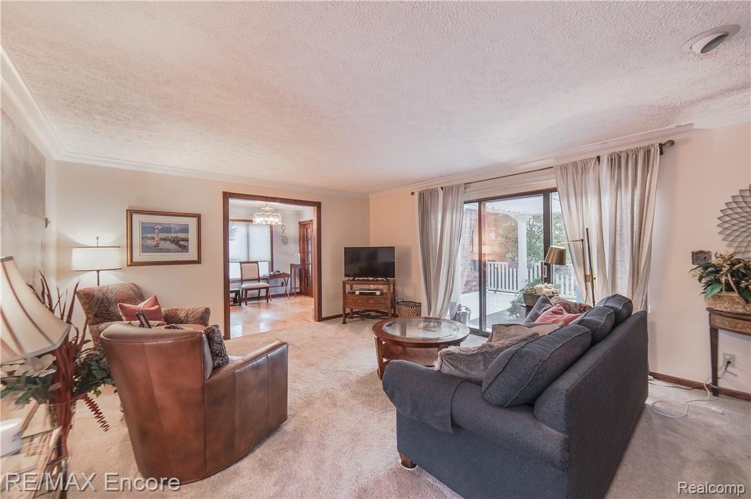 4142 Rohr Road Lake Orion, MI 48359 - Photo 7 of 55 4142 Rohr-7.jpg