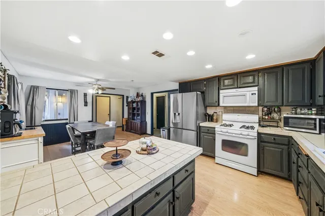 $420,000 | 42290 Mayberry Avenue, Hemet, CA 92544