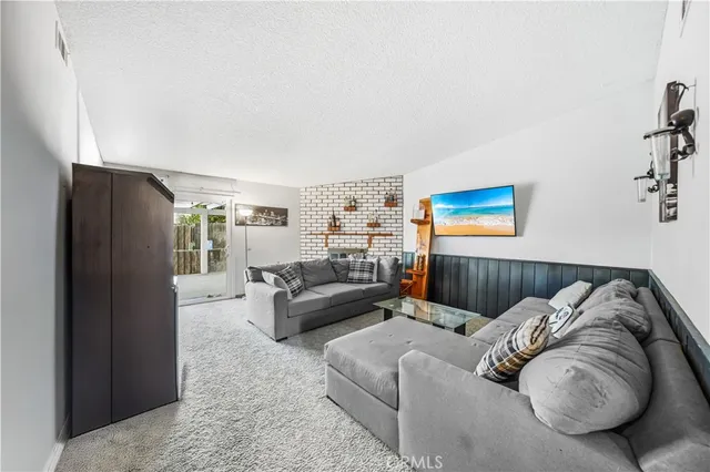 $420,000 | 42290 Mayberry Avenue, Hemet, CA 92544