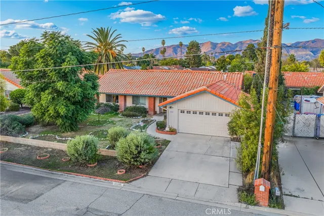 $420,000 | 42290 Mayberry Avenue, Hemet, CA 92544