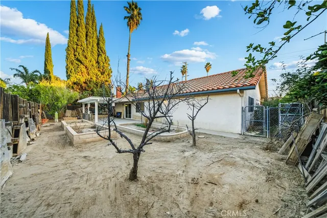 $420,000 | 42290 Mayberry Avenue, Hemet, CA 92544