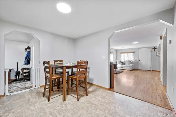 a view of a livingroom and dining room