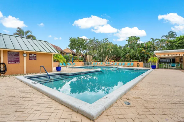 $294,999 | 11255 Green Lake Drive, Unit 203, Boynton Beach, FL 33437