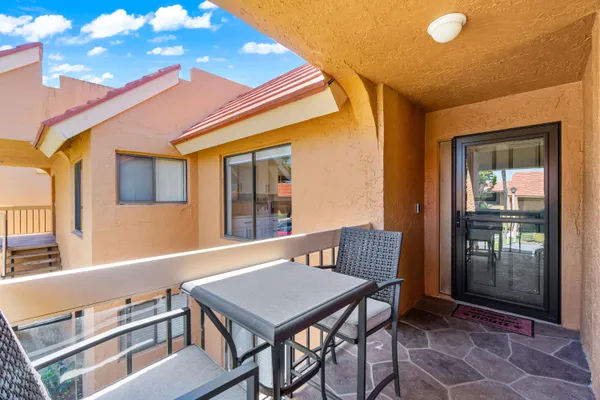 $294,999 | 11255 Green Lake Drive, Unit 203, Boynton Beach, FL 33437