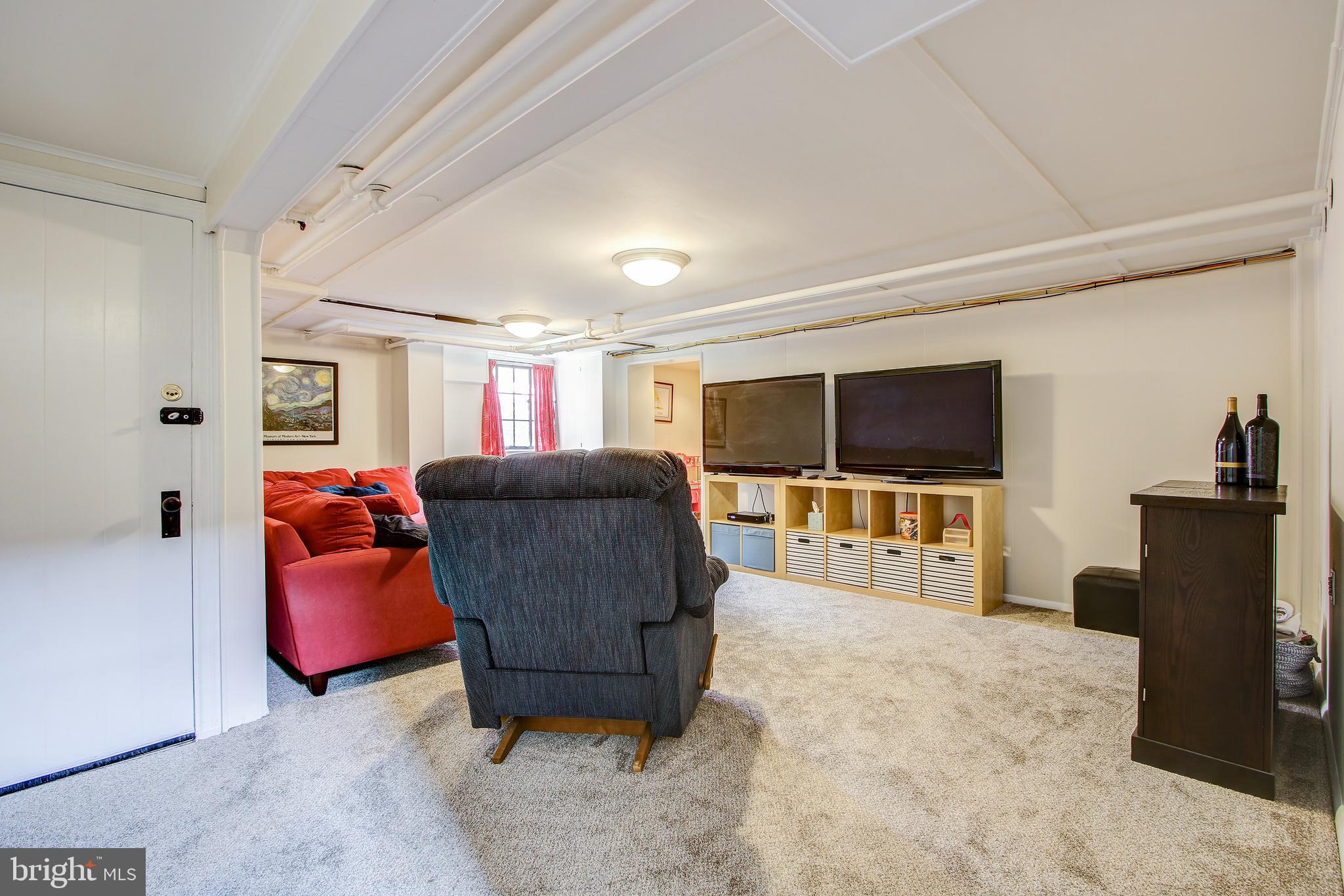 10008 Dallas Avenue Silver Spring, MD 20901 - Photo 23 of 29 Gallery Image 23