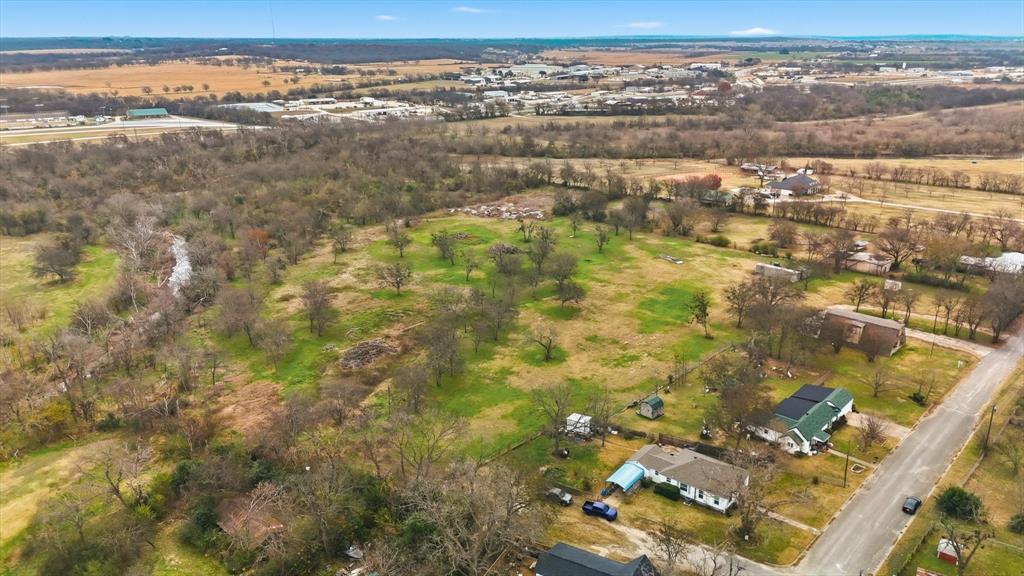 1401 South Walnut Street Cleburne, TX 76033 - Photo 9 of 23 view of city and ocean