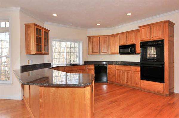 23 Smith Road Hopkinton, MA 01748 - Photo 4 of 16 Gallery Image 4