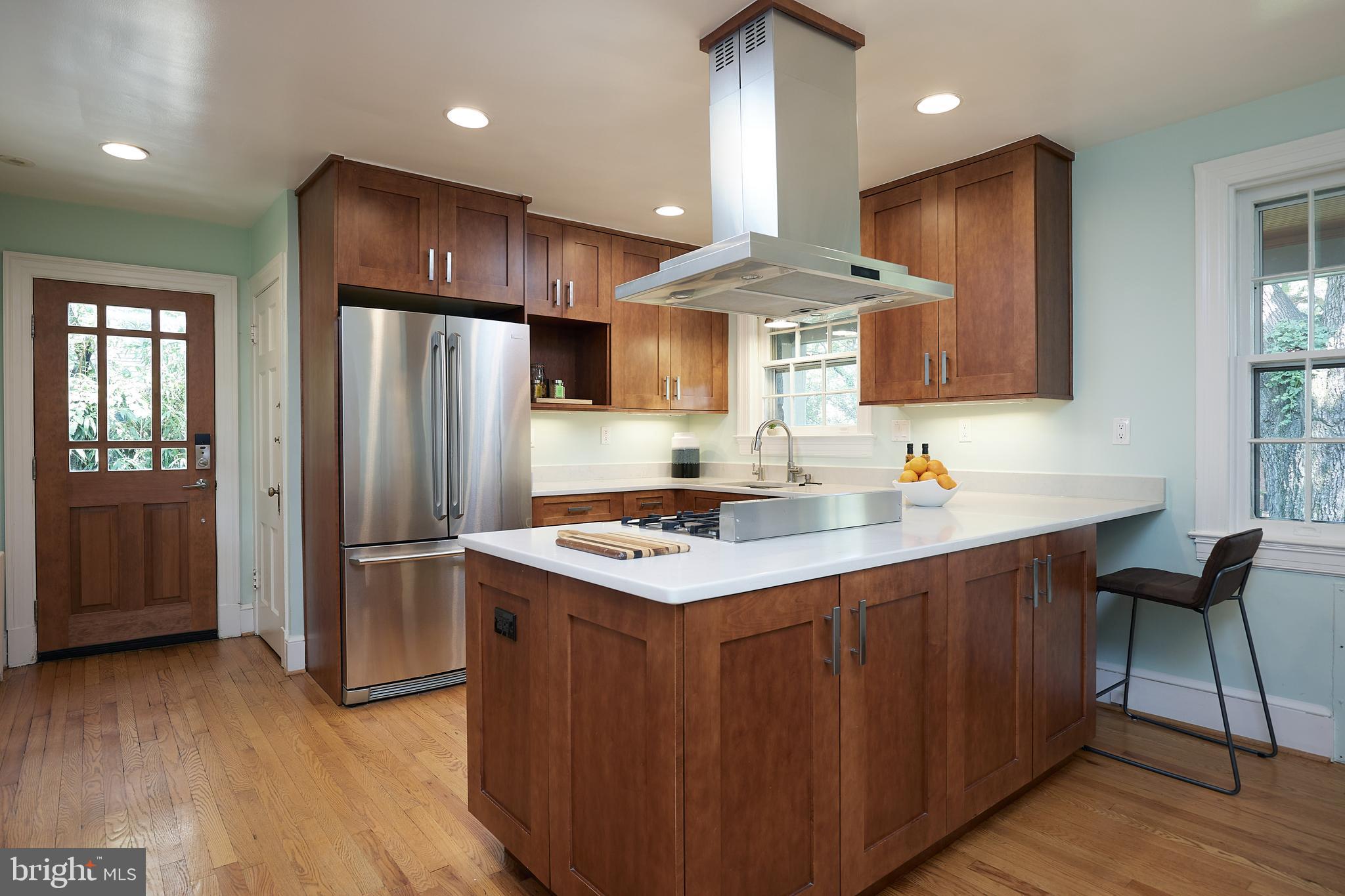 3 Hilltop Road Silver Spring, MD 20910 - Photo 15 of 56