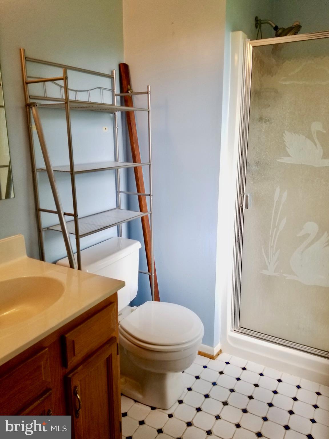 345 Grade Road Falling Waters, WV 25419 - Photo 15 of 41