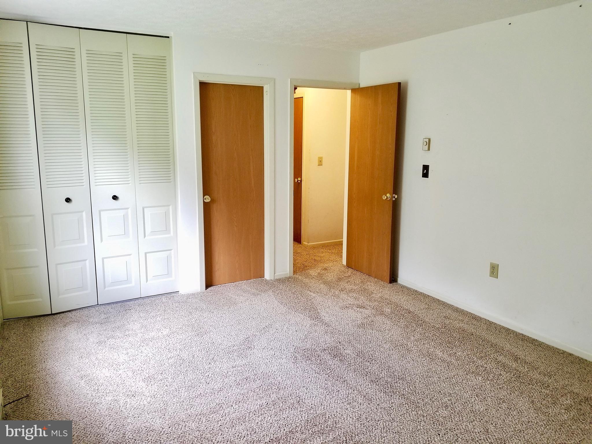 345 Grade Road Falling Waters, WV 25419 - Photo 17 of 41