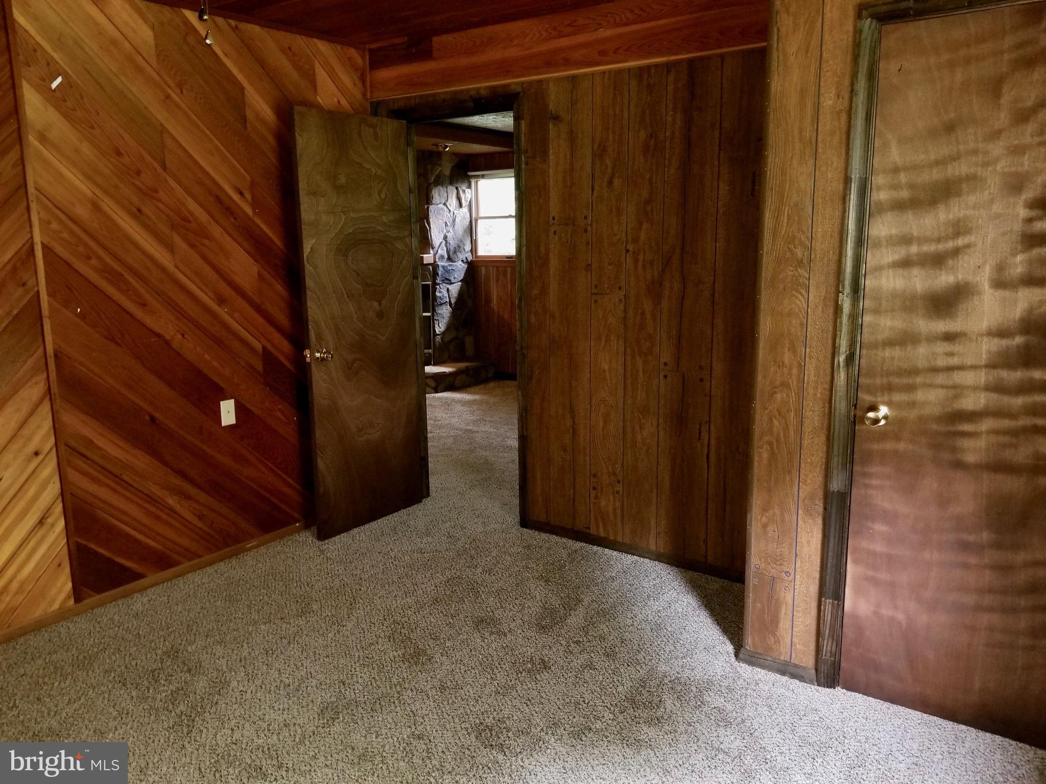 345 Grade Road Falling Waters, WV 25419 - Photo 21 of 41