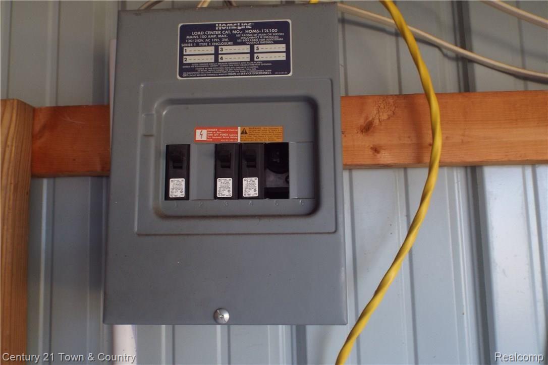 6384 Perry Road Grand Blanc, MI 48439 - Photo 71 of 77 Power in the Pole Barn.JPG