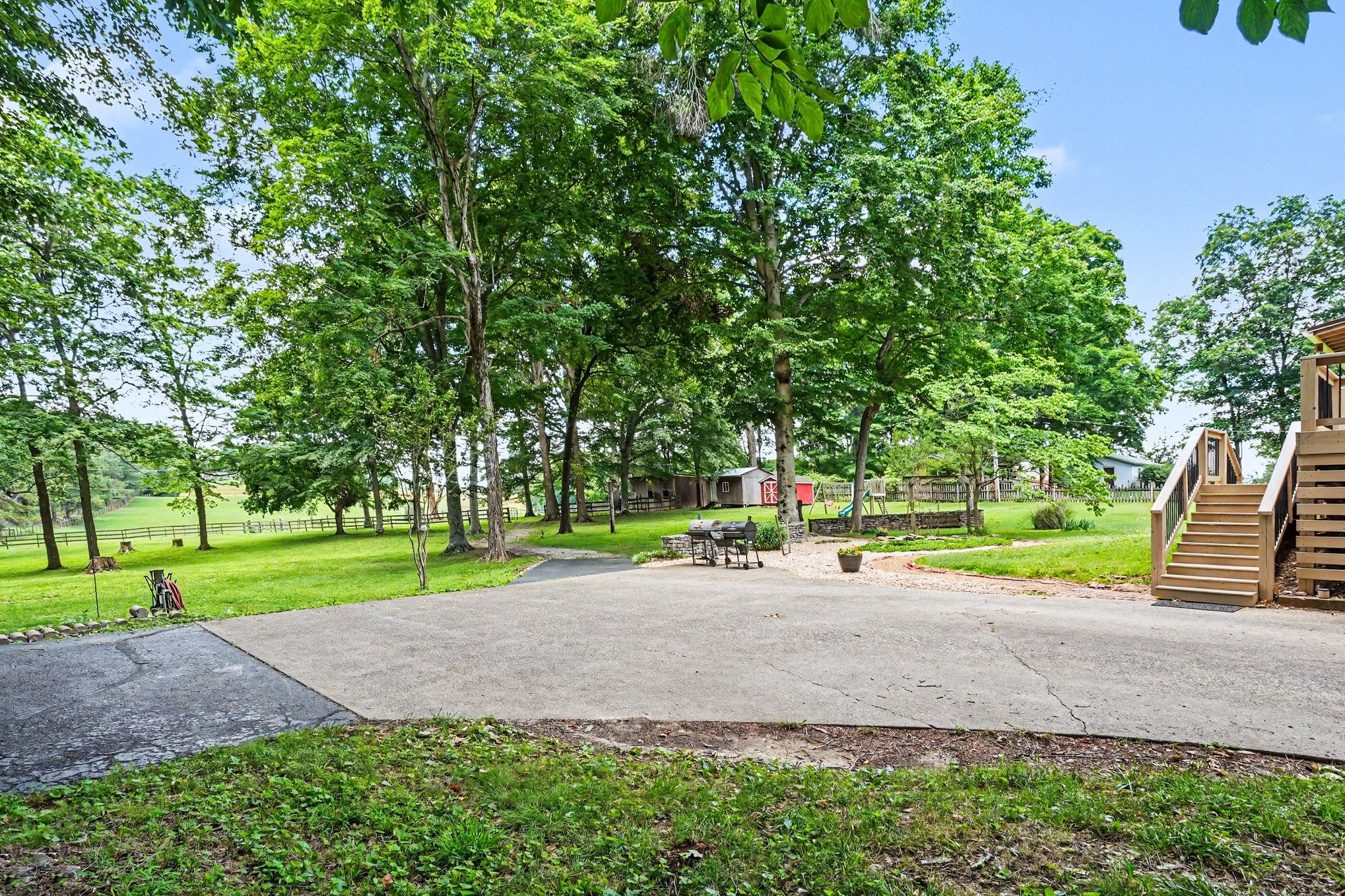 1296 Lawrence Lane Springfield, TN 37172 - Photo 38 of 45