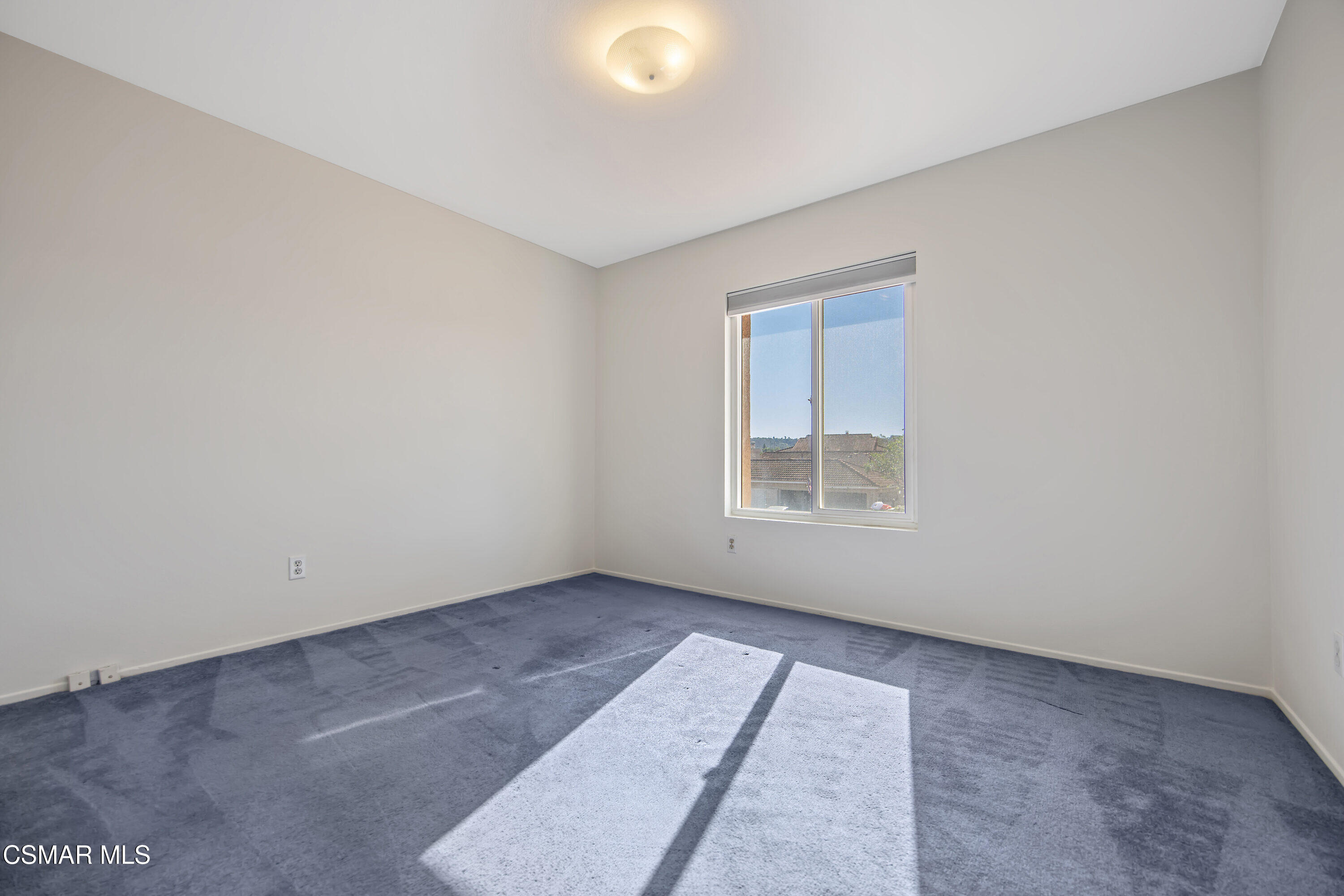 11833 Nightingale Street Moorpark, CA 93021 - Photo 29 of 46 an empty room with a window