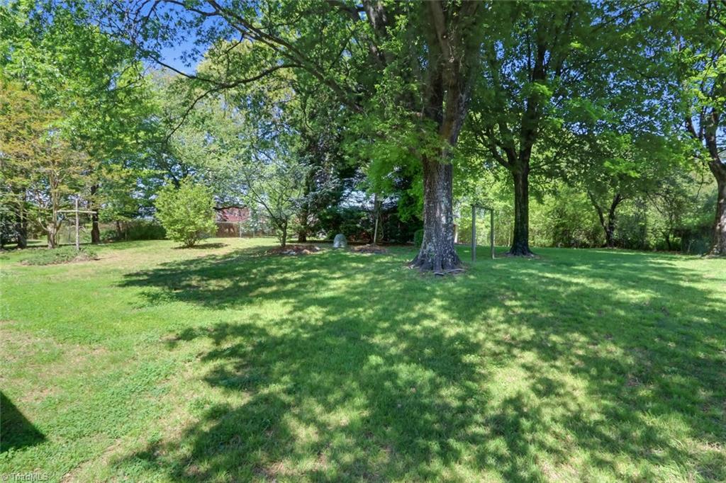 4377 High Point Road Kernersville, NC 27284 - Photo 2 of 32 Gallery Image 2