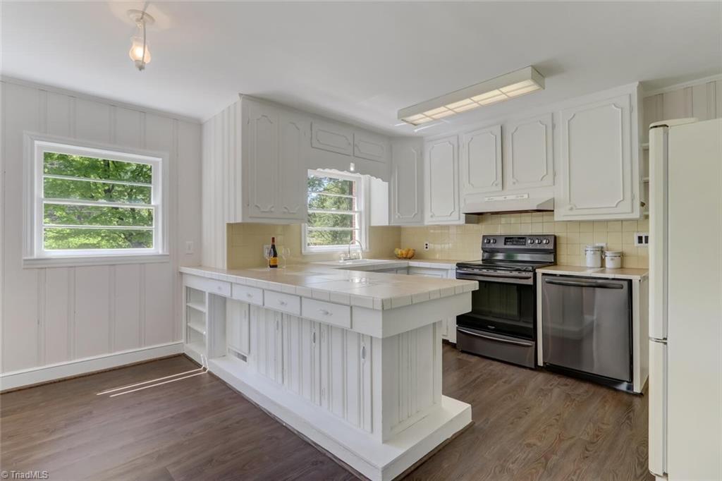 4377 High Point Road Kernersville, NC 27284 - Photo 11 of 32 Gallery Image 11