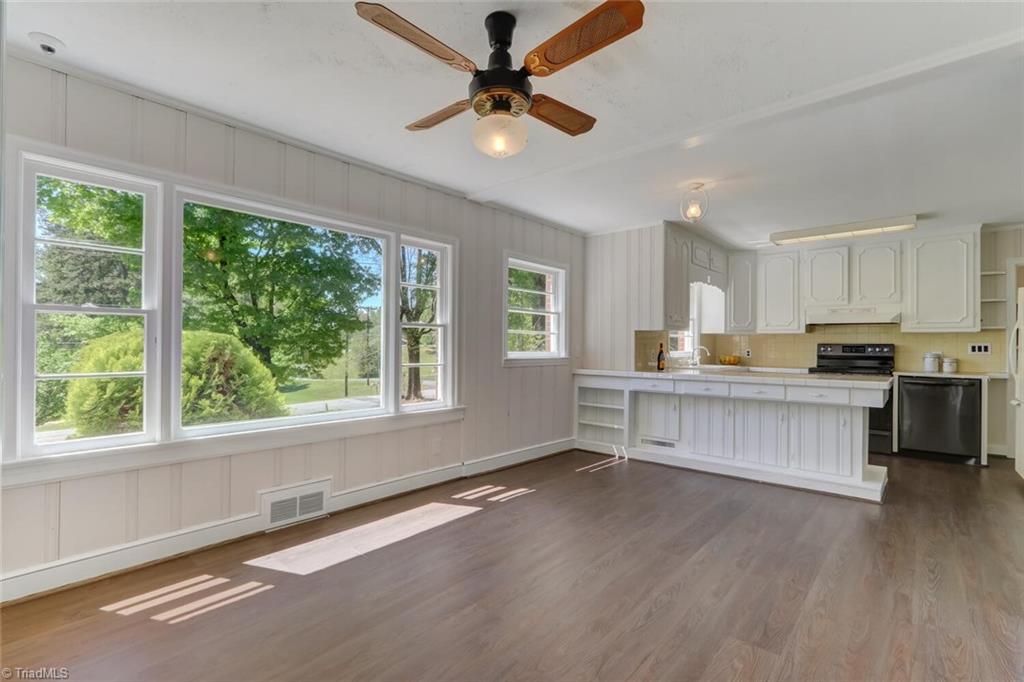 4377 High Point Road Kernersville, NC 27284 - Photo 7 of 32 Gallery Image 7