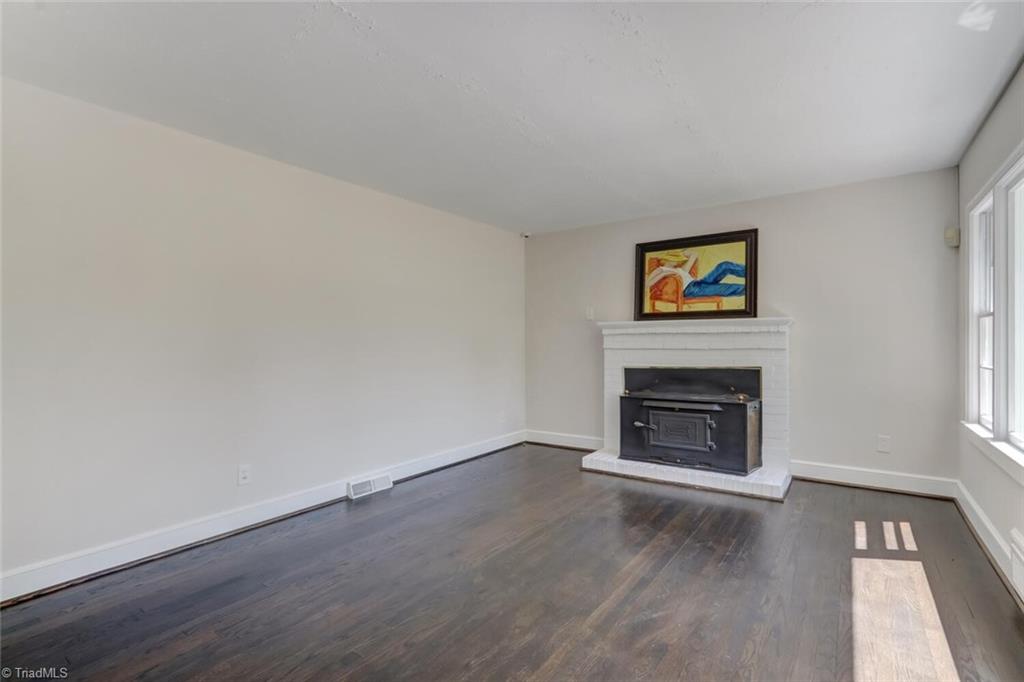 4377 High Point Road Kernersville, NC 27284 - Photo 9 of 32 Gallery Image 9
