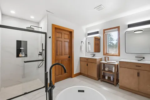 $1,449,000 | W307N2873 Fieldwood Drive, Delafield, WI 53072
