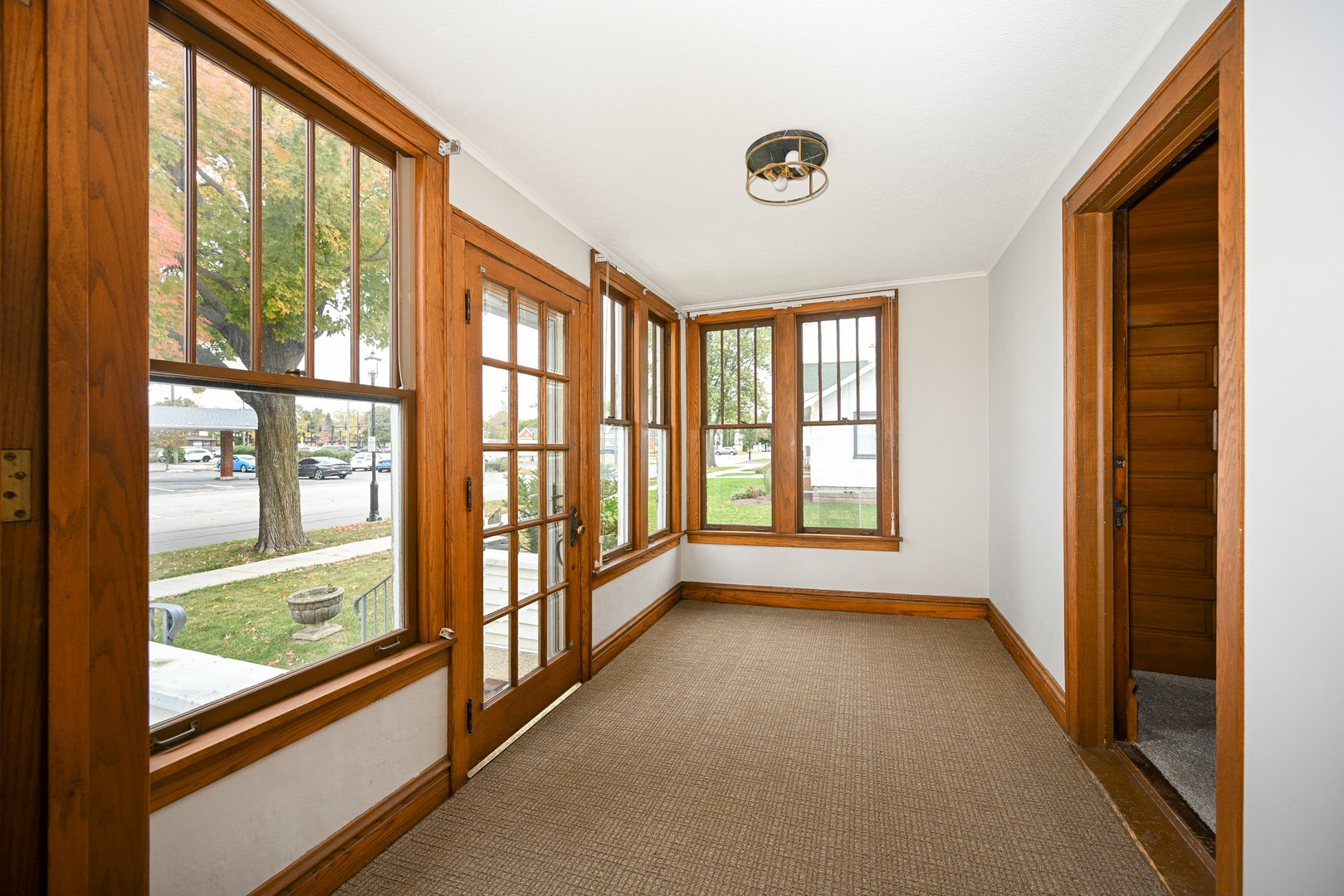 24021 Chicago Street Plainfield, IL 60544 - Photo 16 of 41 a view of hallway with windows