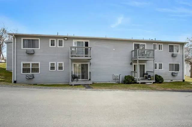 a view of building with yard